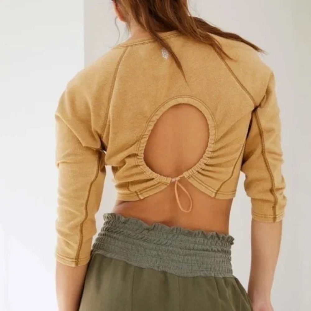 Free People movement Open Circle Back Tee Large NWOT